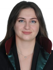 Avukat Ayşegül Sarı